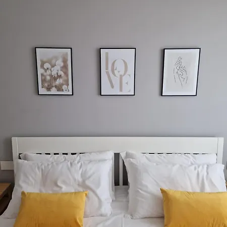 Marco Polo Apartment