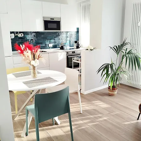 Marco Polo Apartment